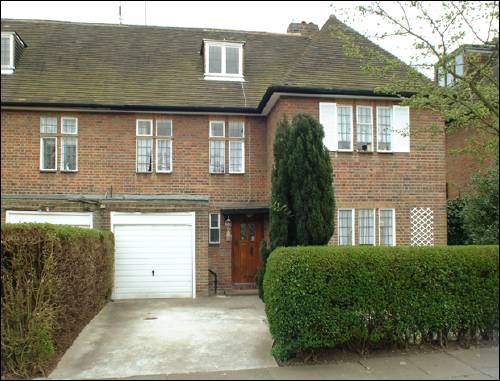 48 Middleway